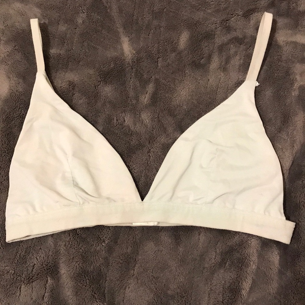 SOLD ☃️Zane Bralett